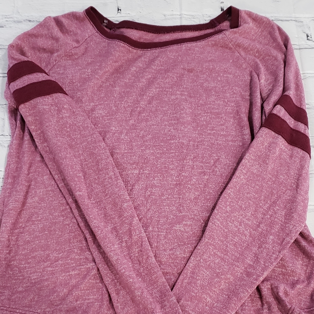 Pink juniors long sleeve top XS